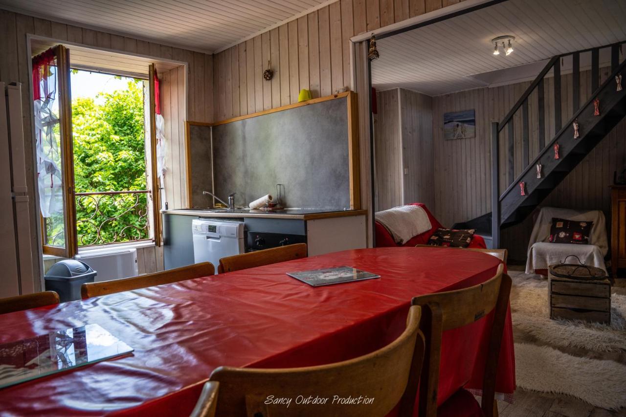 Les Tilleuls Besse-et-Saint-Anastaise Exterior photo